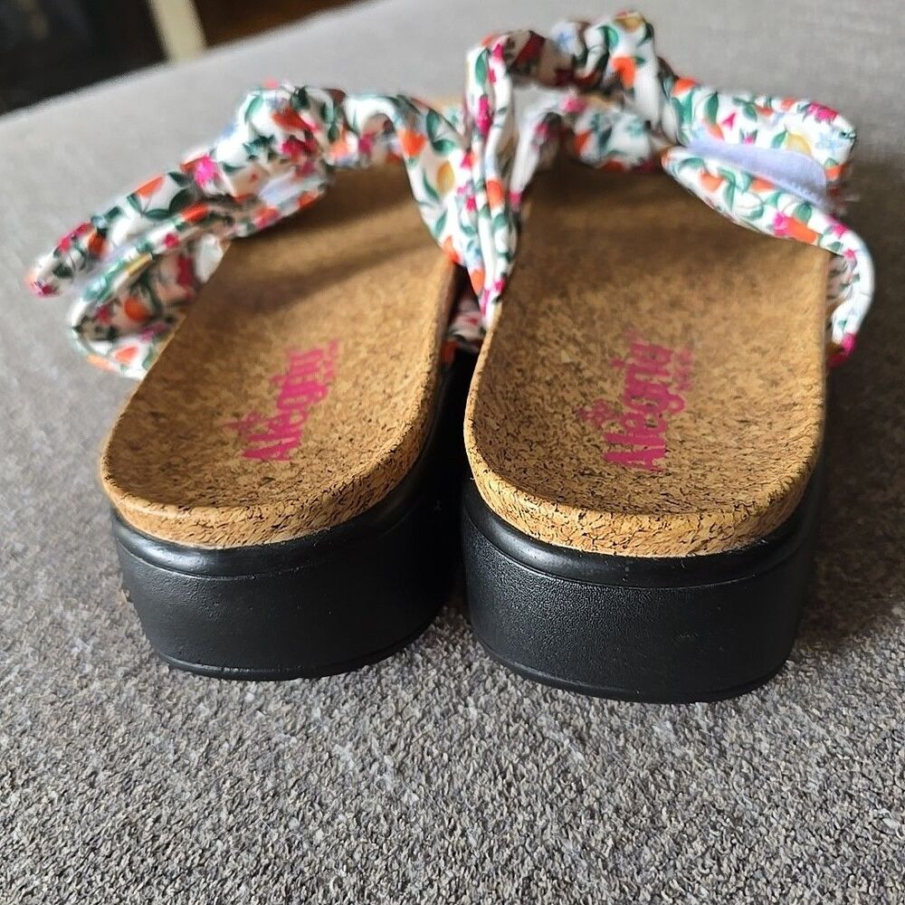 Alegria Dream Fit Slide Sandals Sage Orchard EUC No Box Adjustable Floral EU 40 - Picture 3 of 9